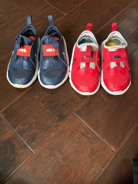 Nike flex runners red & navy